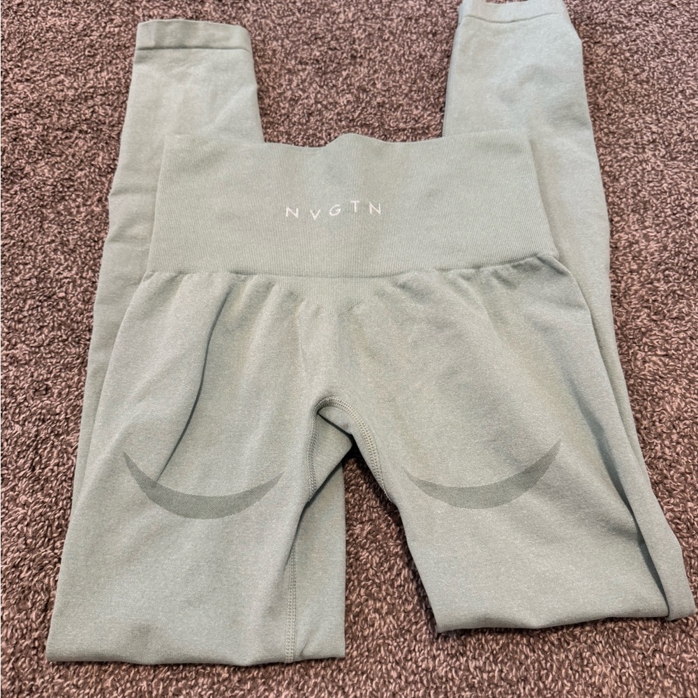 NVGTN sage contour Leggings